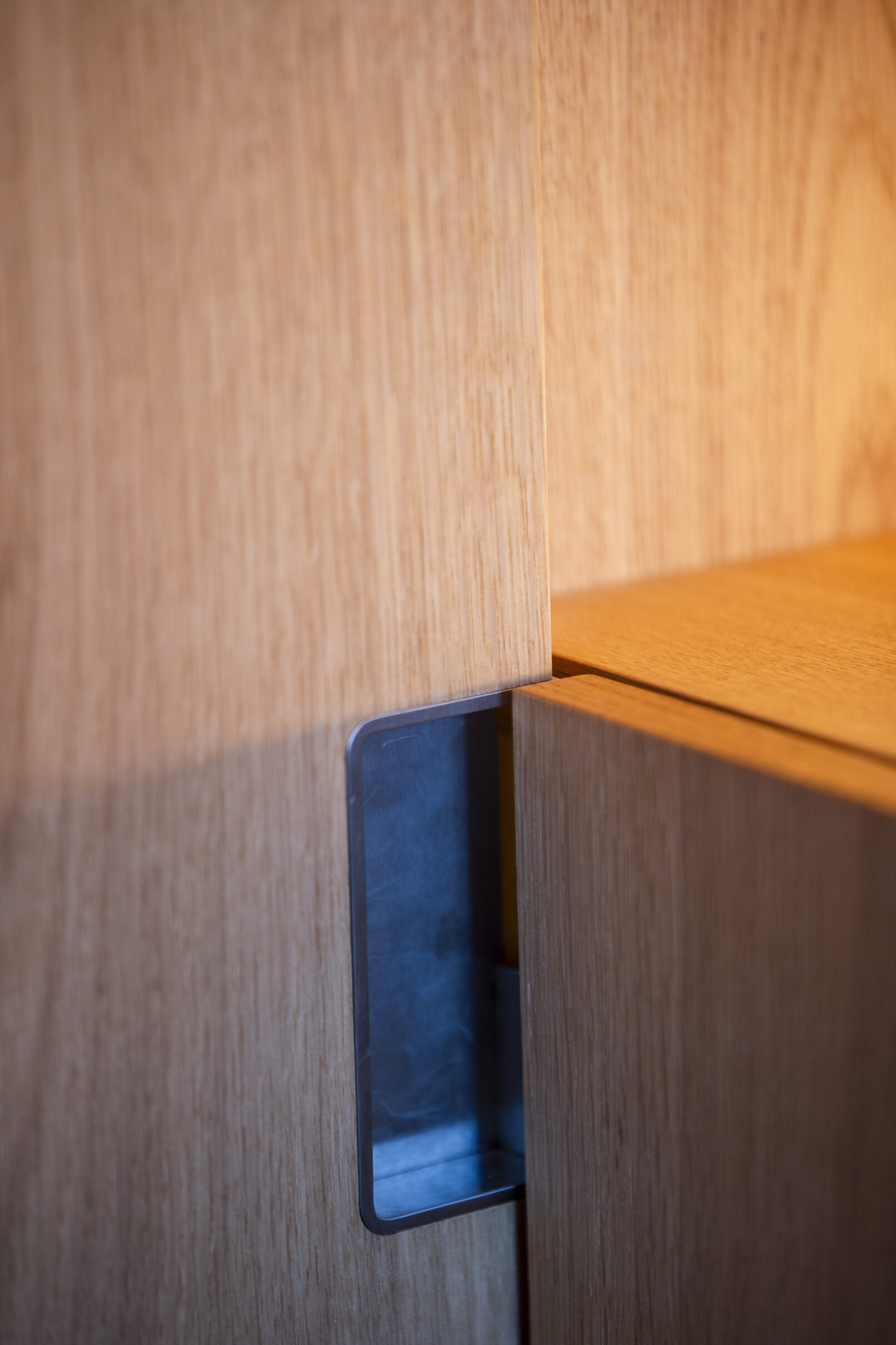 Alteration of a New Town Edinburgh apartment. A new contemporary kitchen is open plan to living room. Calum Duncan Architects Edinburgh. Energy improvements using low carbon low toxicity natural materials.